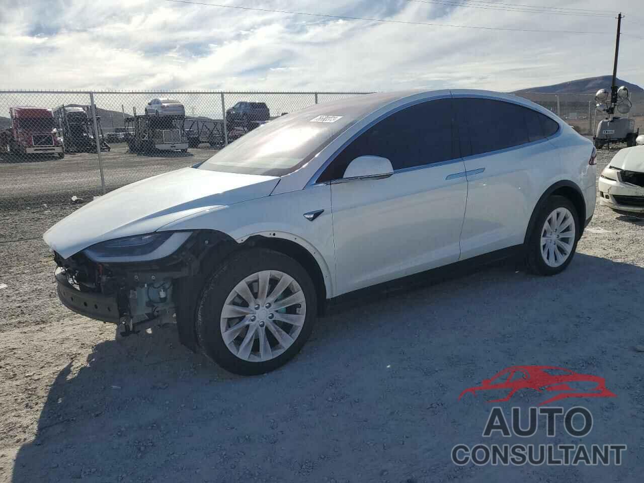 TESLA MODEL X 2017 - 5YJXCBE25HF065094