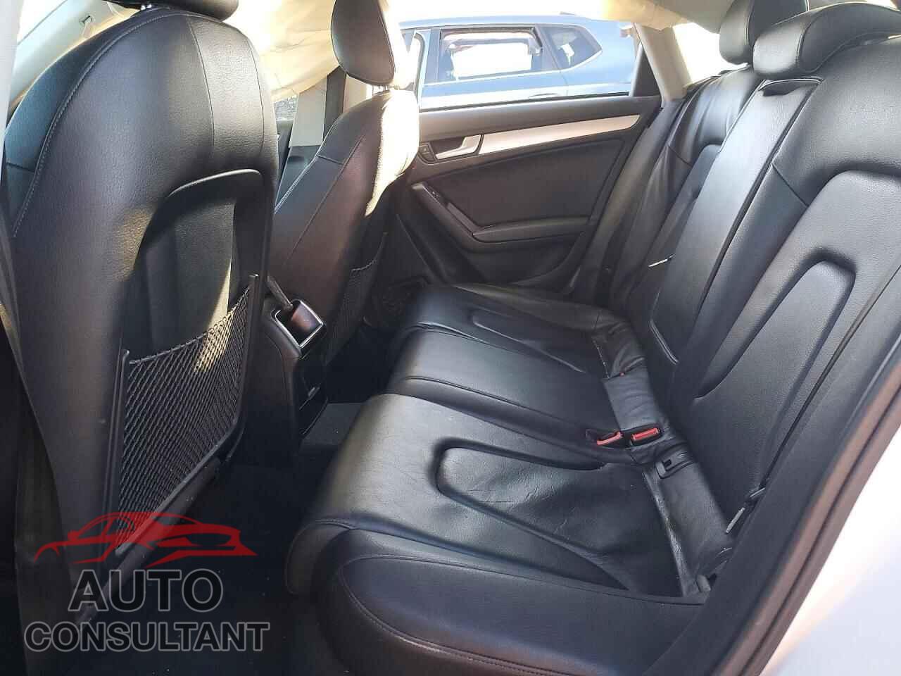 AUDI A4 2013 - WAUBFAFL8DN034353