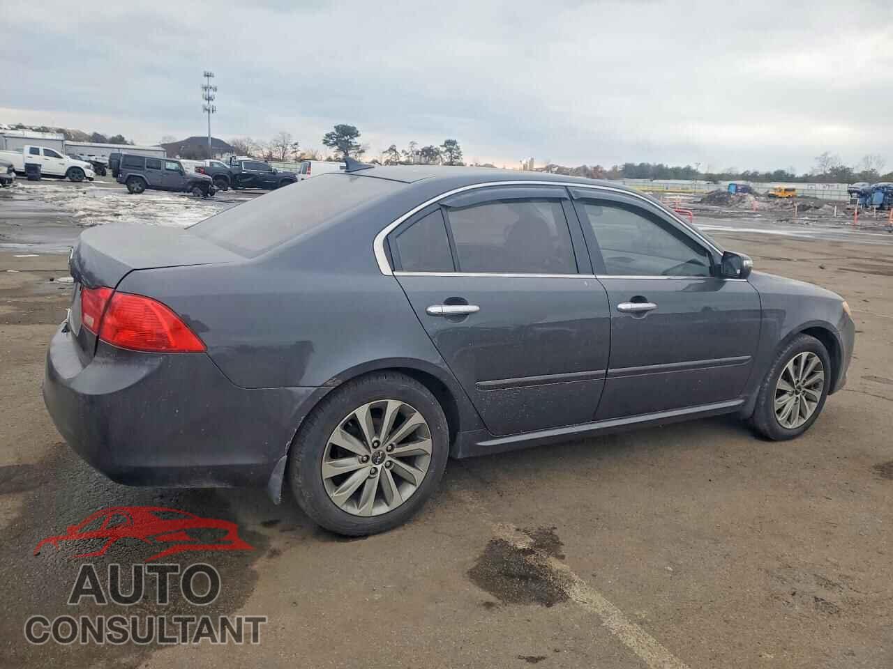 KIA OPTIMA 2010 - KNAGG4A86A5390173