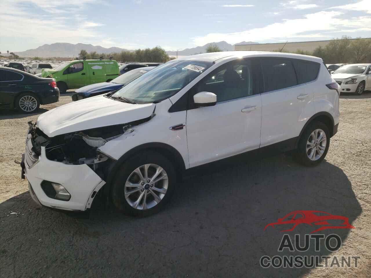 FORD ESCAPE 2017 - 1FMCU0GD3HUC54330