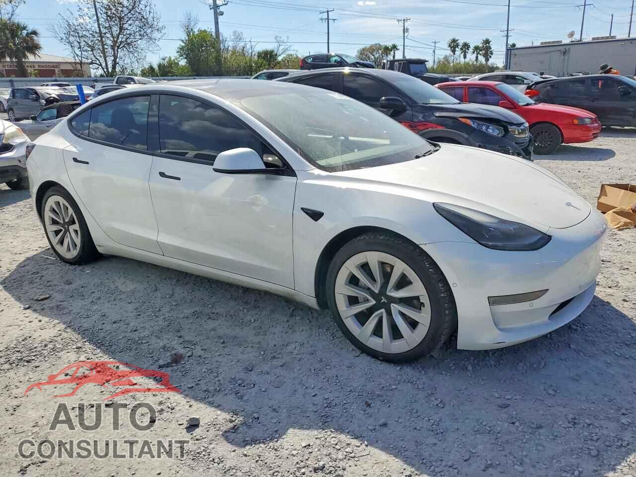 TESLA MODEL 3 2021 - 5YJ3E1EAXMF908775