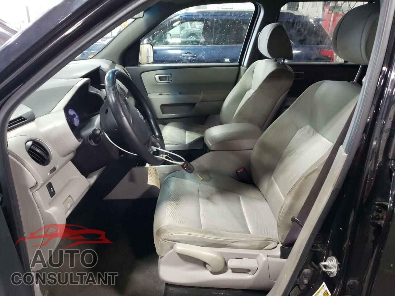 HONDA PILOT 2012 - 5FNYF4H21CB022576