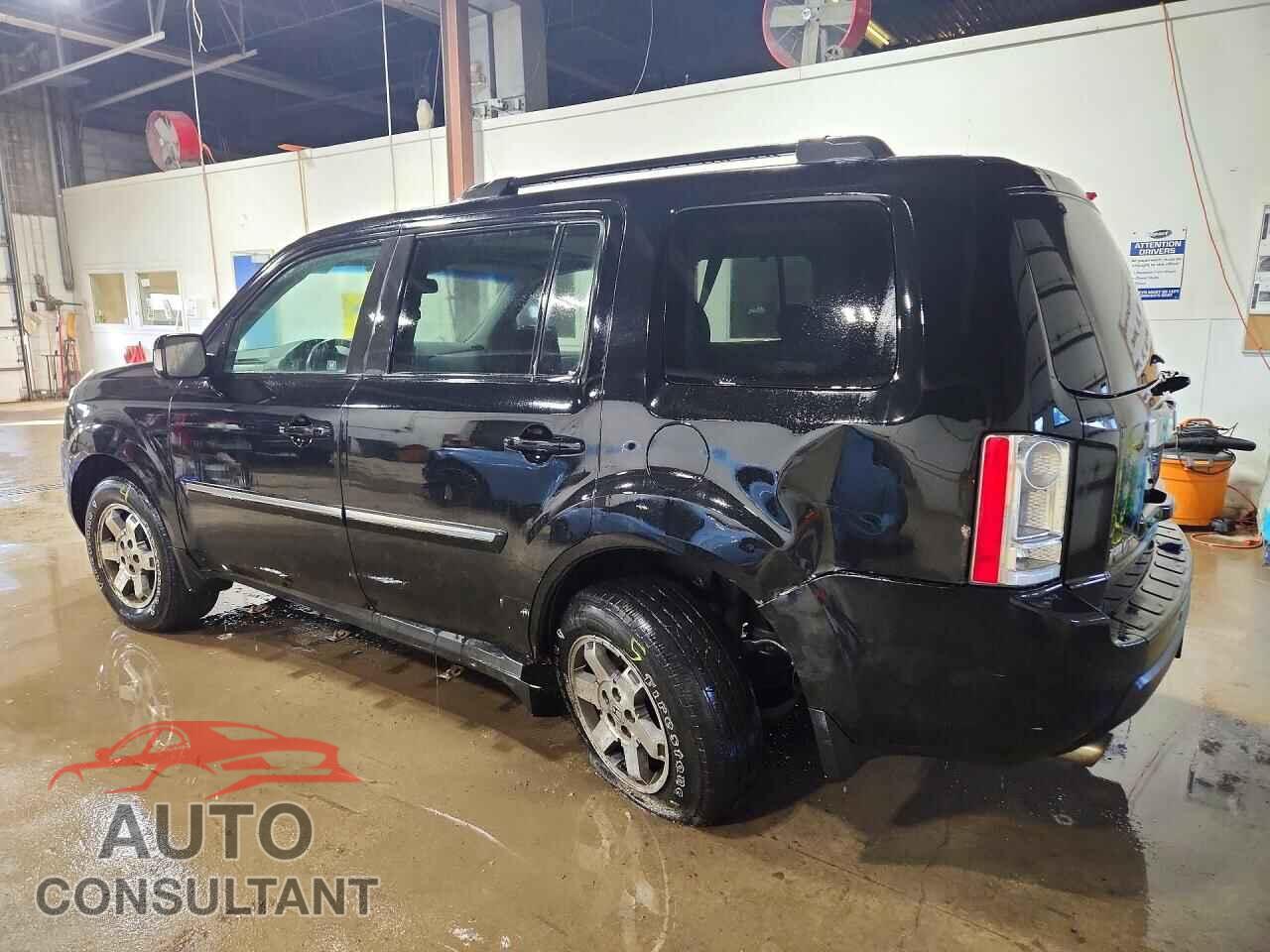 HONDA PILOT 2010 - 5FNYF4H84AB039924