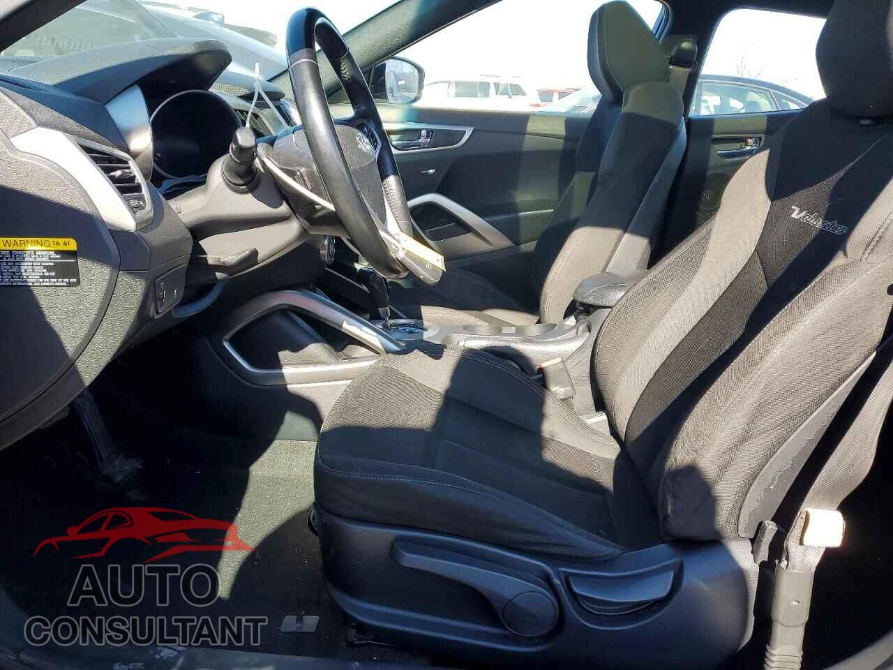 HYUNDAI VELOSTER 2017 - KMHTC6AD2HU320459