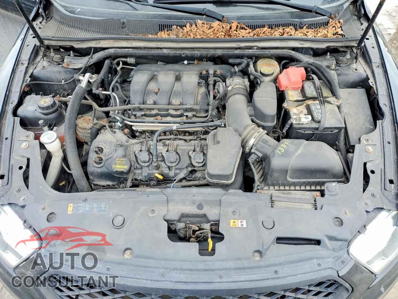 FORD TAURUS 2013 - 1FAHP2M80DG148646