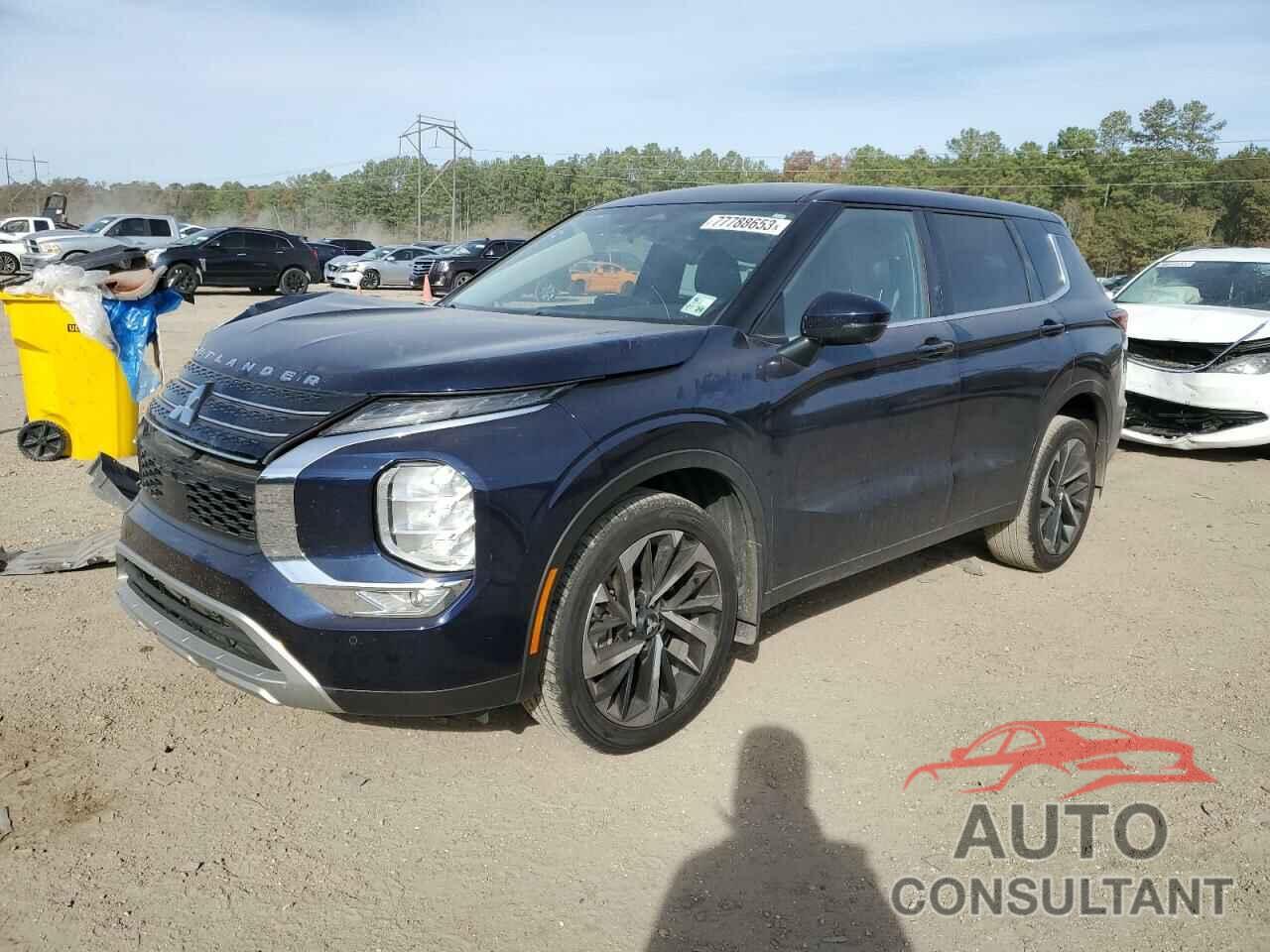MITSUBISHI OUTLANDER 2023 - JA4J3UA82PZ021908