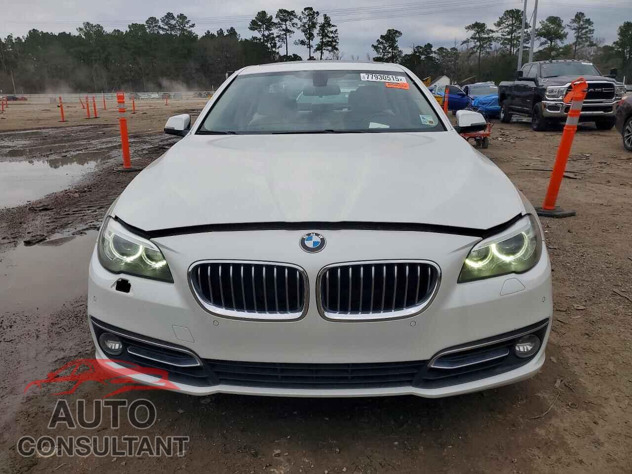 BMW 5 SERIES 2014 - WBA5B1C50ED482995