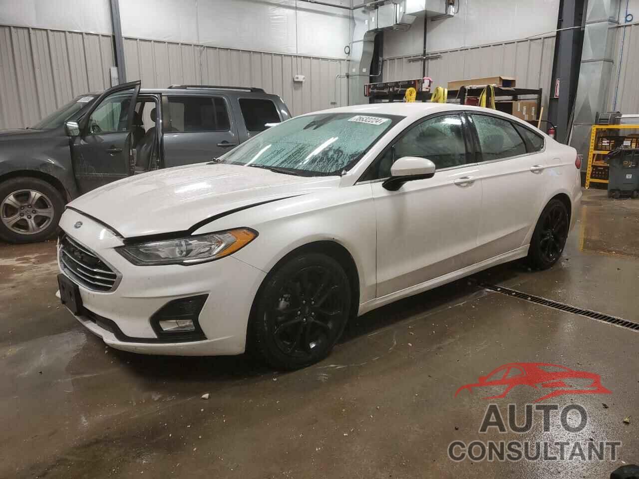 FORD FUSION 2019 - 3FA6P0HD1KR133632