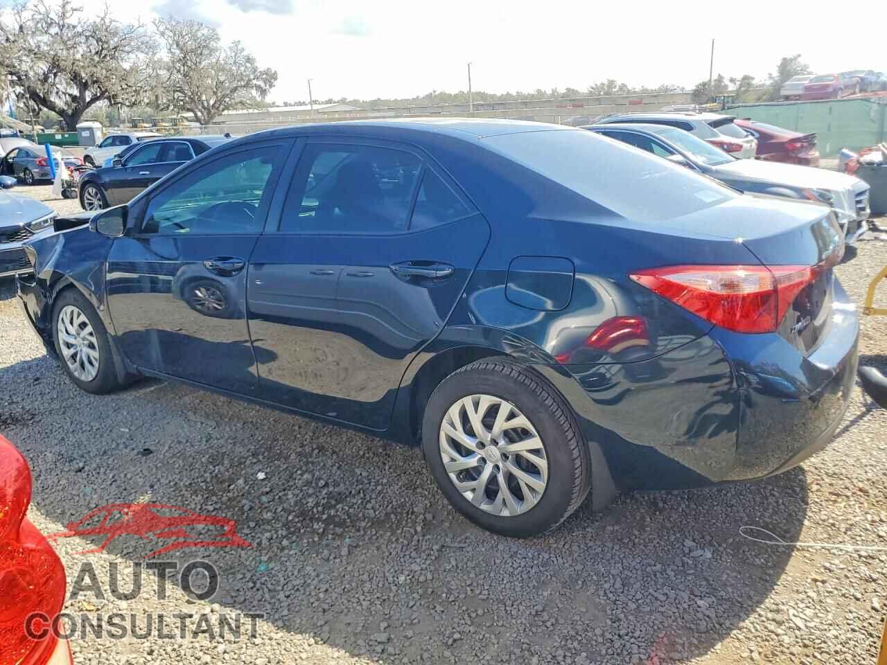 TOYOTA COROLLA 2018 - 5YFBURHEXJP835614