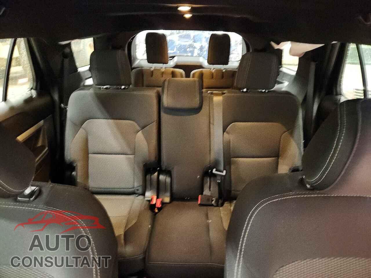 FORD EXPLORER 2017 - 1FM5K8D86HGD00736