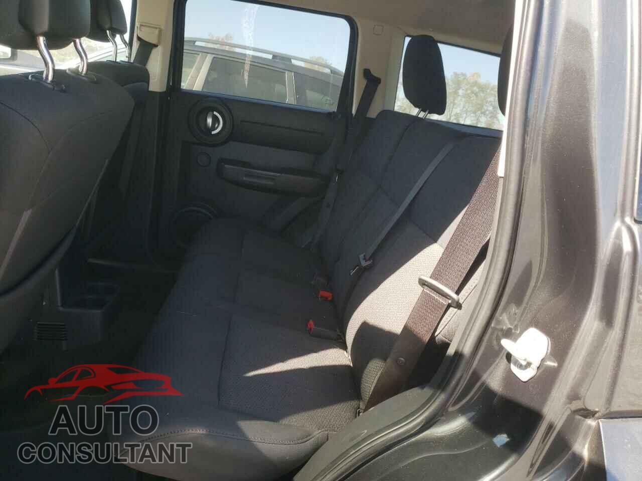 DODGE NITRO 2011 - 1D4PT4GX6BW504829