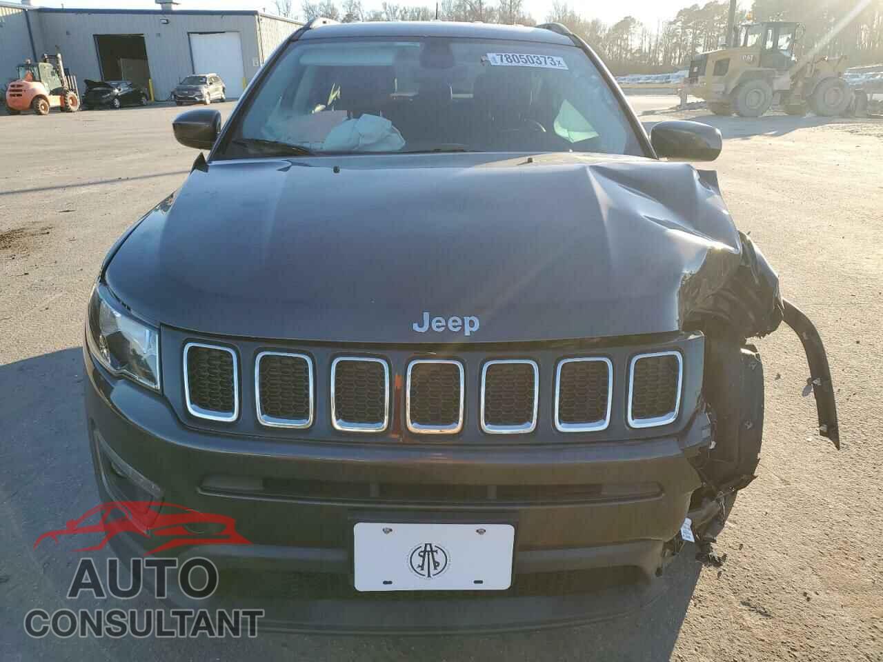 JEEP COMPASS 2018 - 3C4NJDBB3JT314576