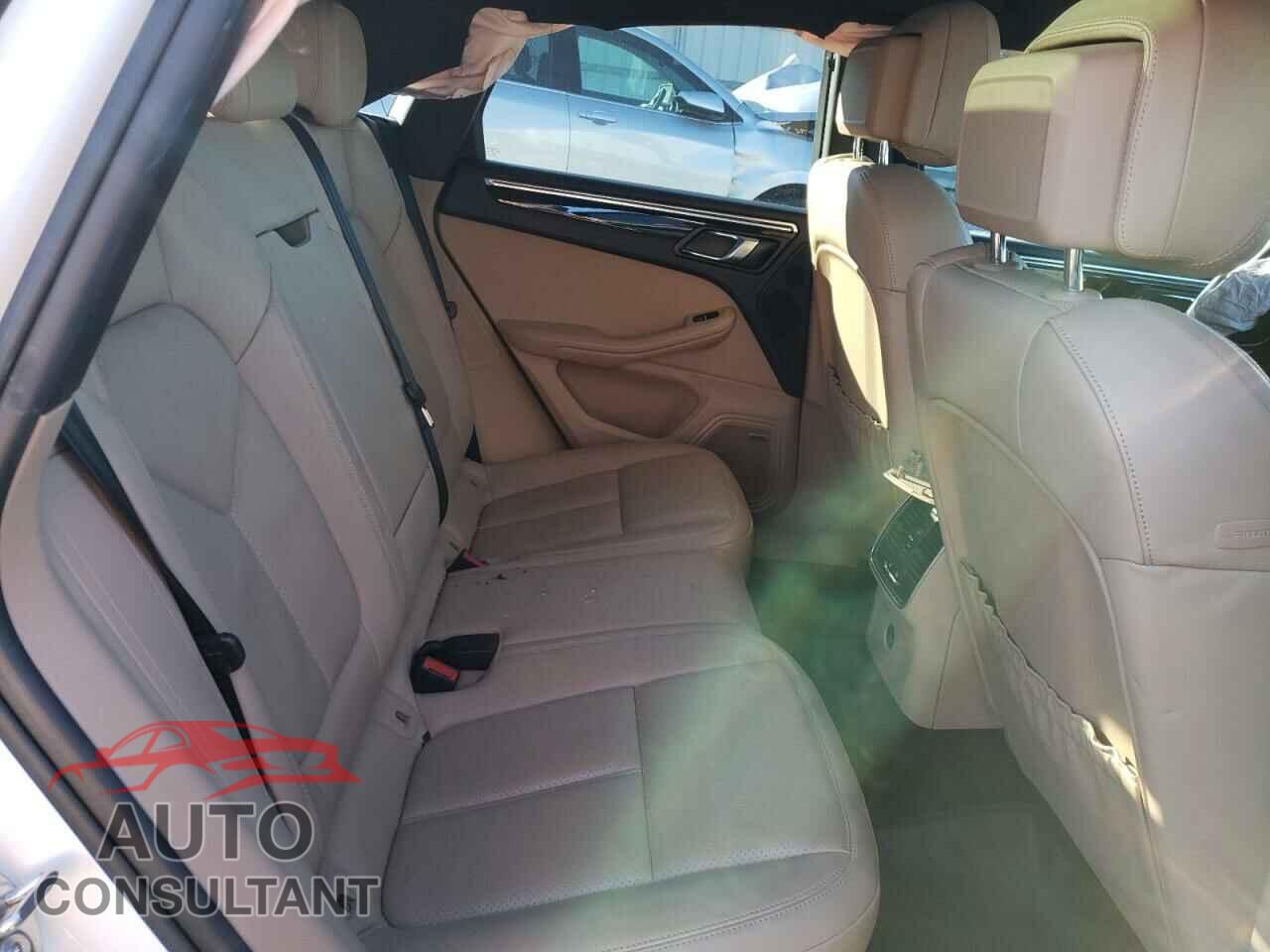 PORSCHE MACAN 2019 - WP1AA2A56KLB01860