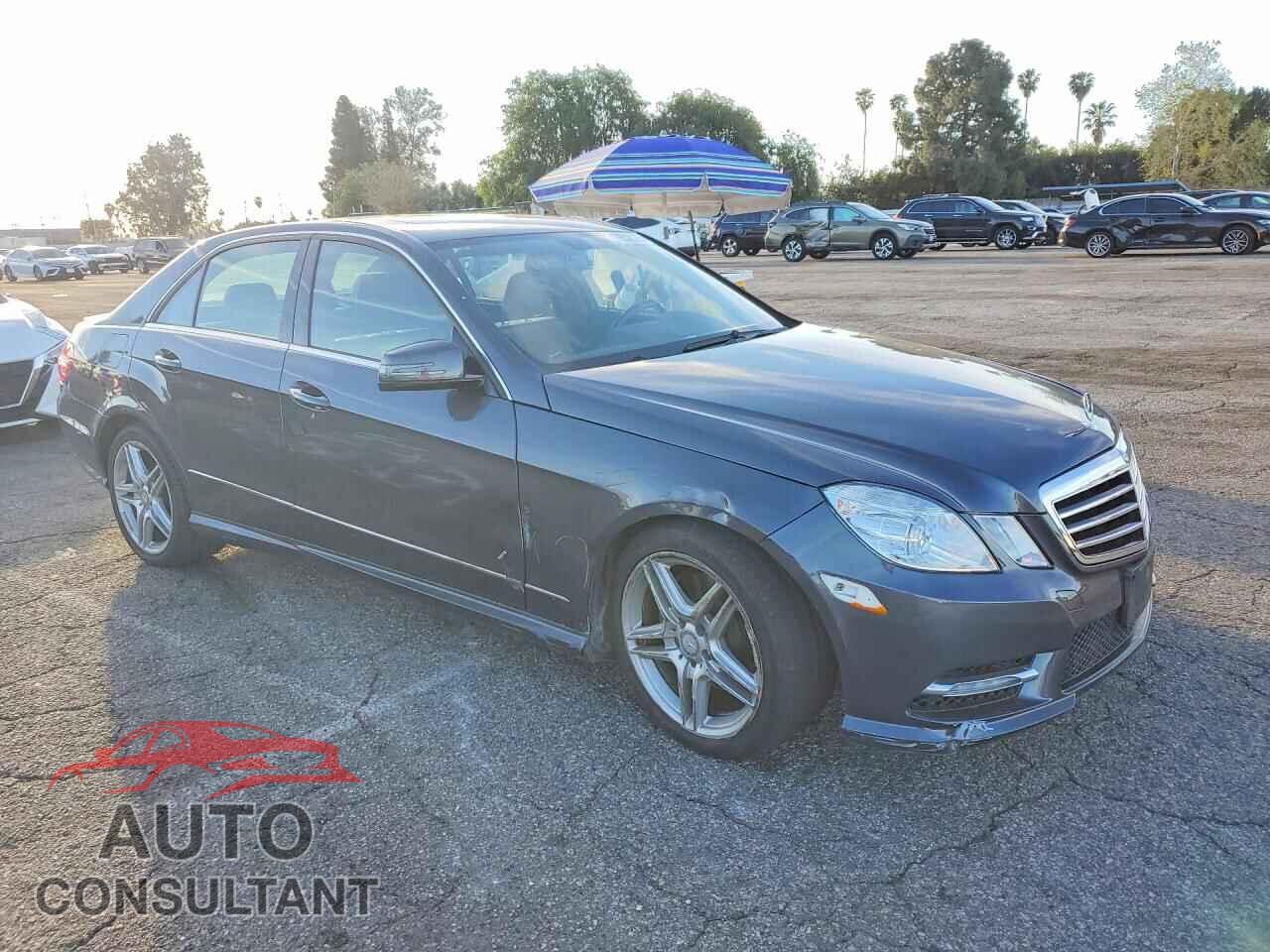 MERCEDES-BENZ E-CLASS 2012 - WDDHF5KB7CA606106
