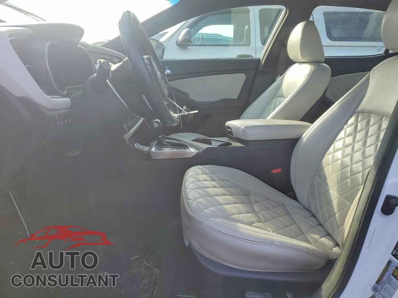 KIA OPTIMA 2015 - 5XXGR4A69FG381532
