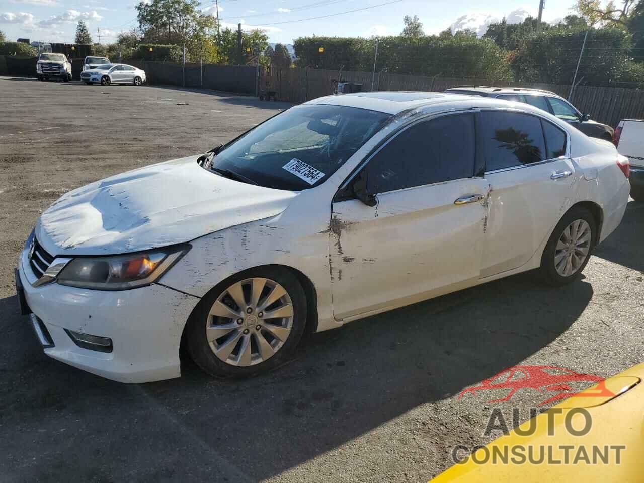 HONDA ACCORD 2013 - 1HGCR3F84DA038382