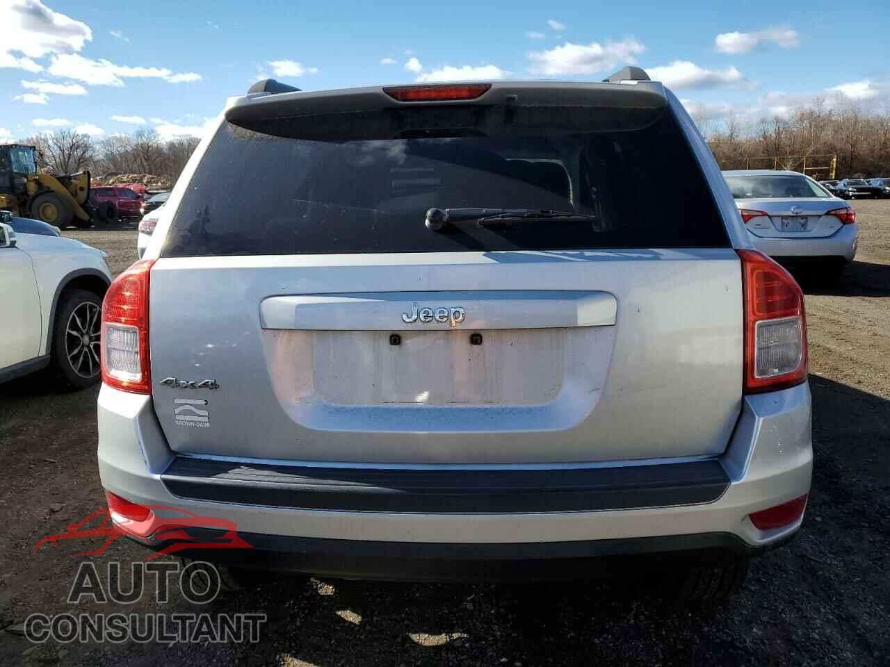 JEEP COMPASS 2011 - 1J4NF1FB3BD278674