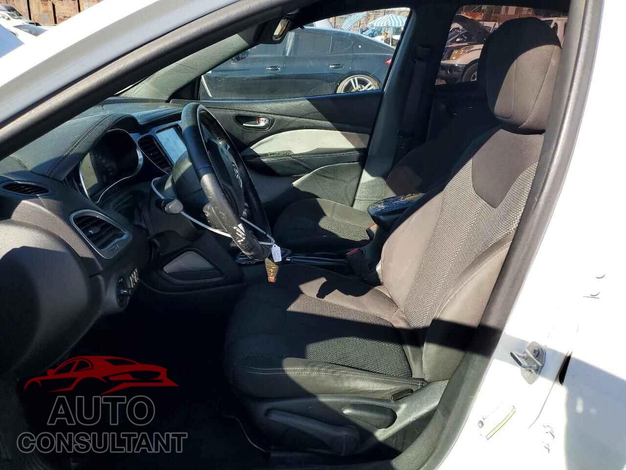DODGE DART 2015 - 1C3CDFBB8FD182152