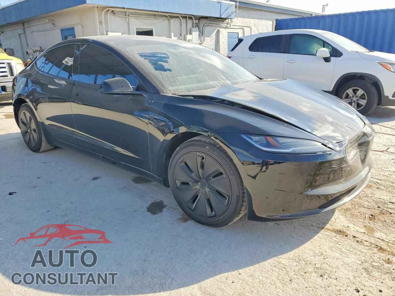 TESLA MODEL 3 2024 - 5YJ3E1EA2RF872457