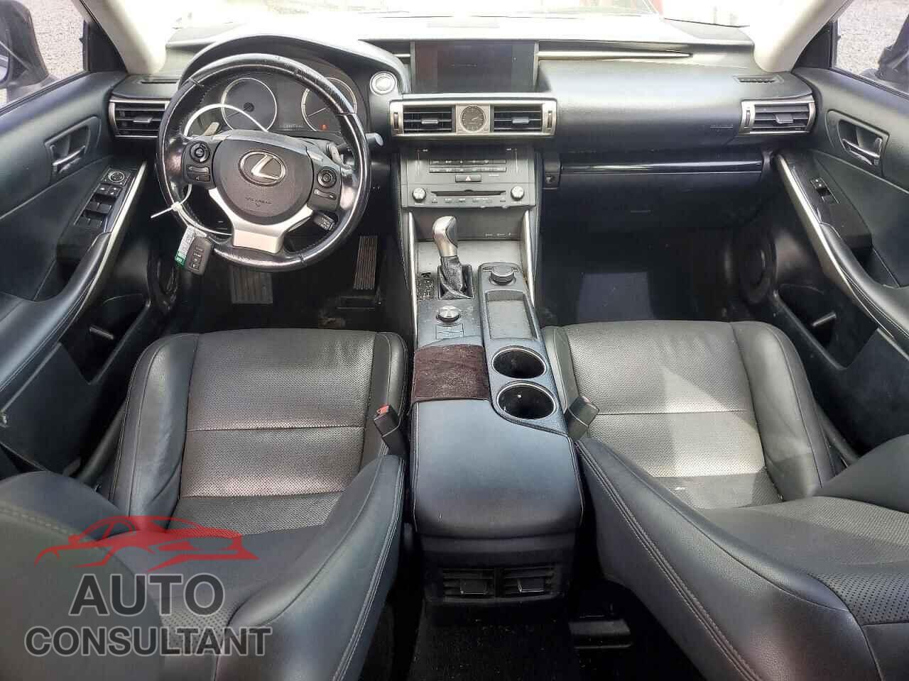LEXUS IS 250 2015 - JTHBF1D20F5070083