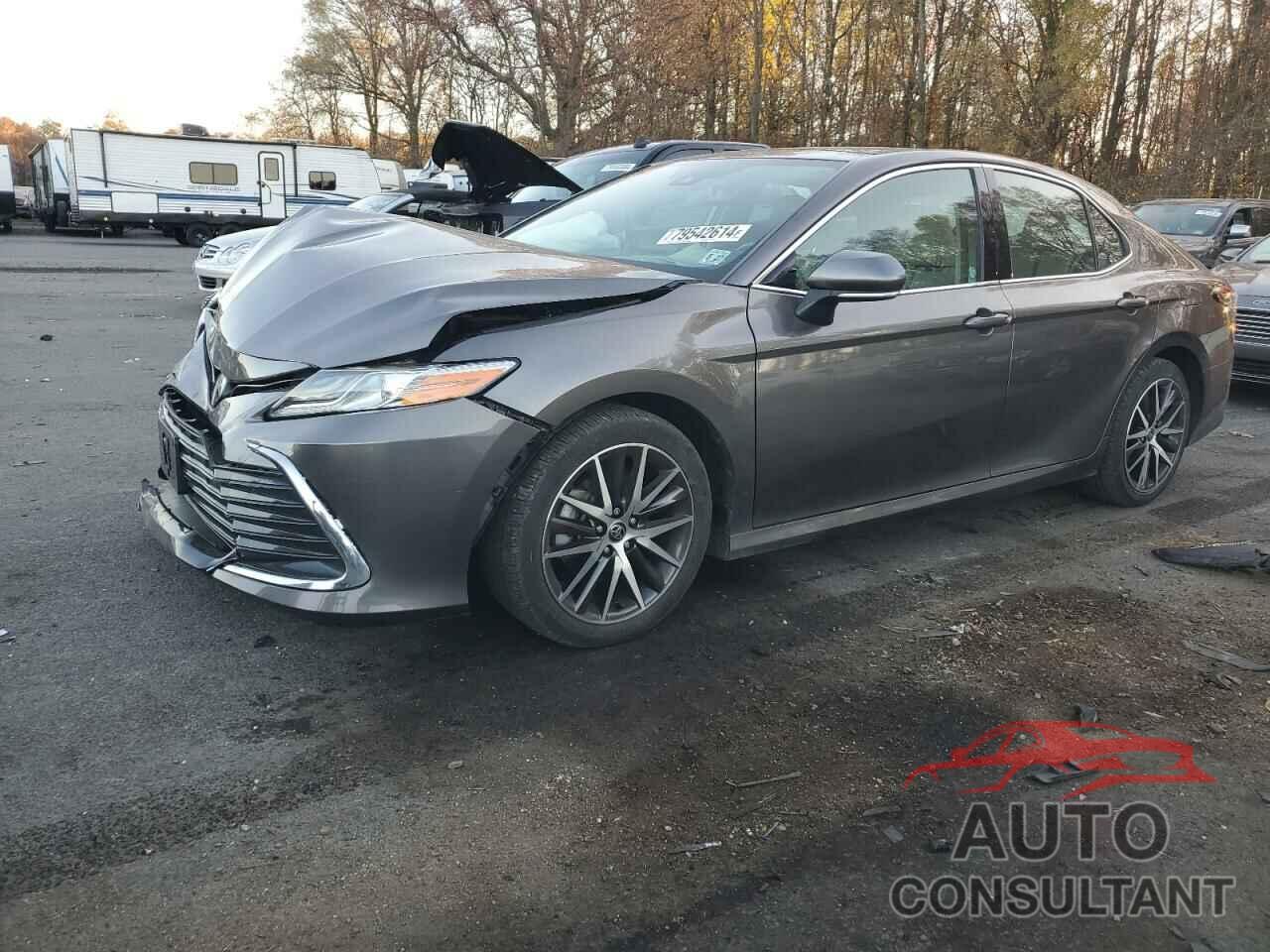 TOYOTA CAMRY 2022 - 4T1F11BKXNU063629