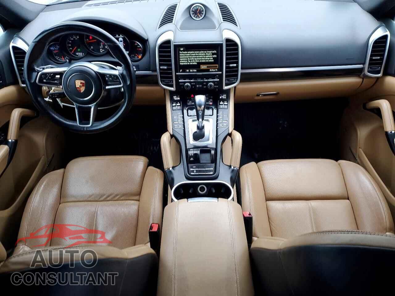 PORSCHE CAYENNE 2016 - WP1AF2A28GLA40297