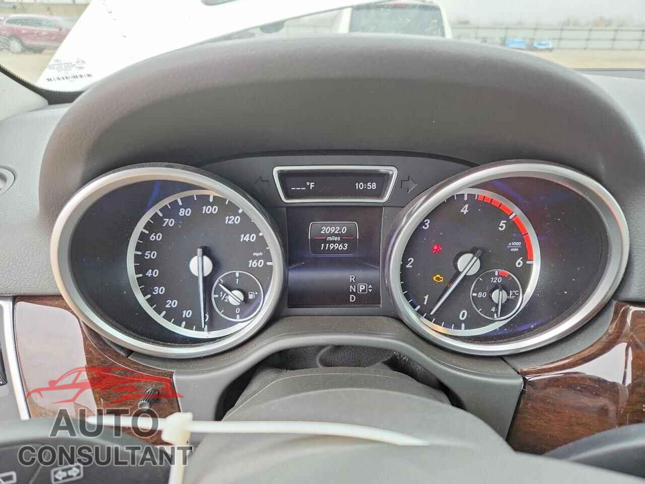MERCEDES-BENZ M-CLASS 2014 - 4JGDA2EB4EA323596