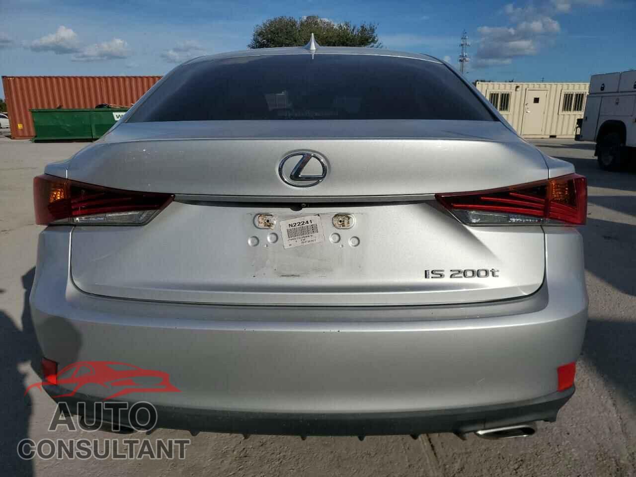 LEXUS IS 2017 - JTHBA1D21H5038731
