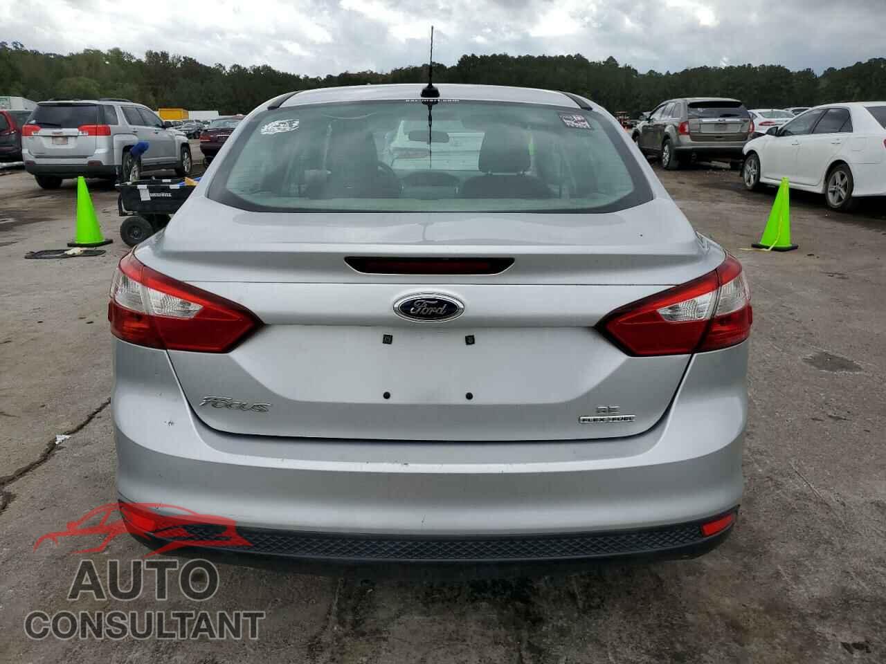 FORD FOCUS 2013 - 1FADP3F2XDL372883