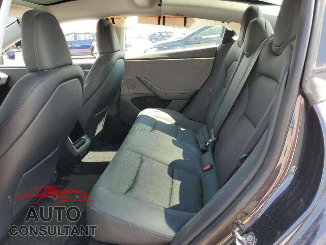 TESLA MODEL 3 2024 - 5YJ3E1EA3RF784534