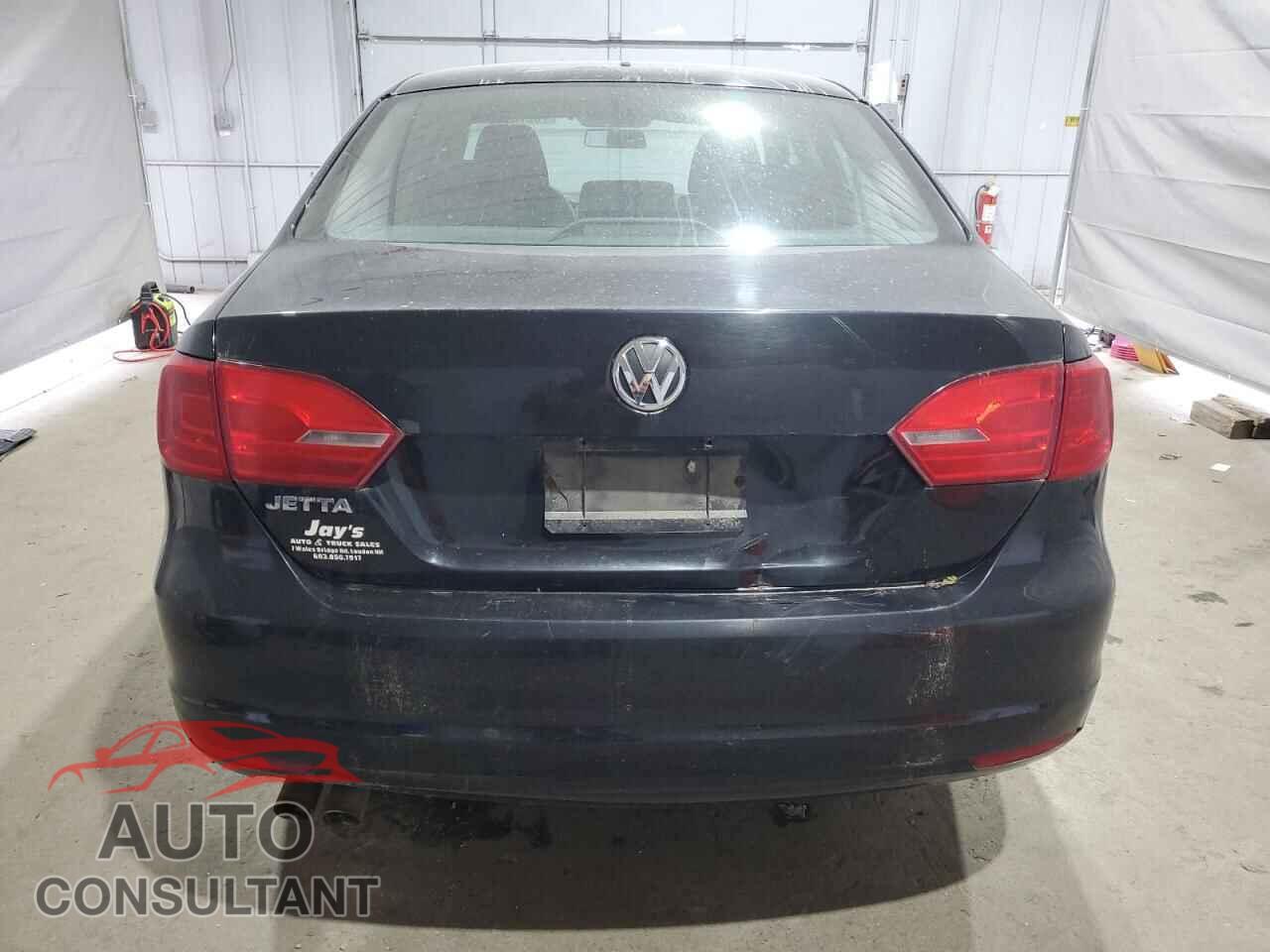VOLKSWAGEN JETTA 2013 - 3VW1K7AJ2DM256641