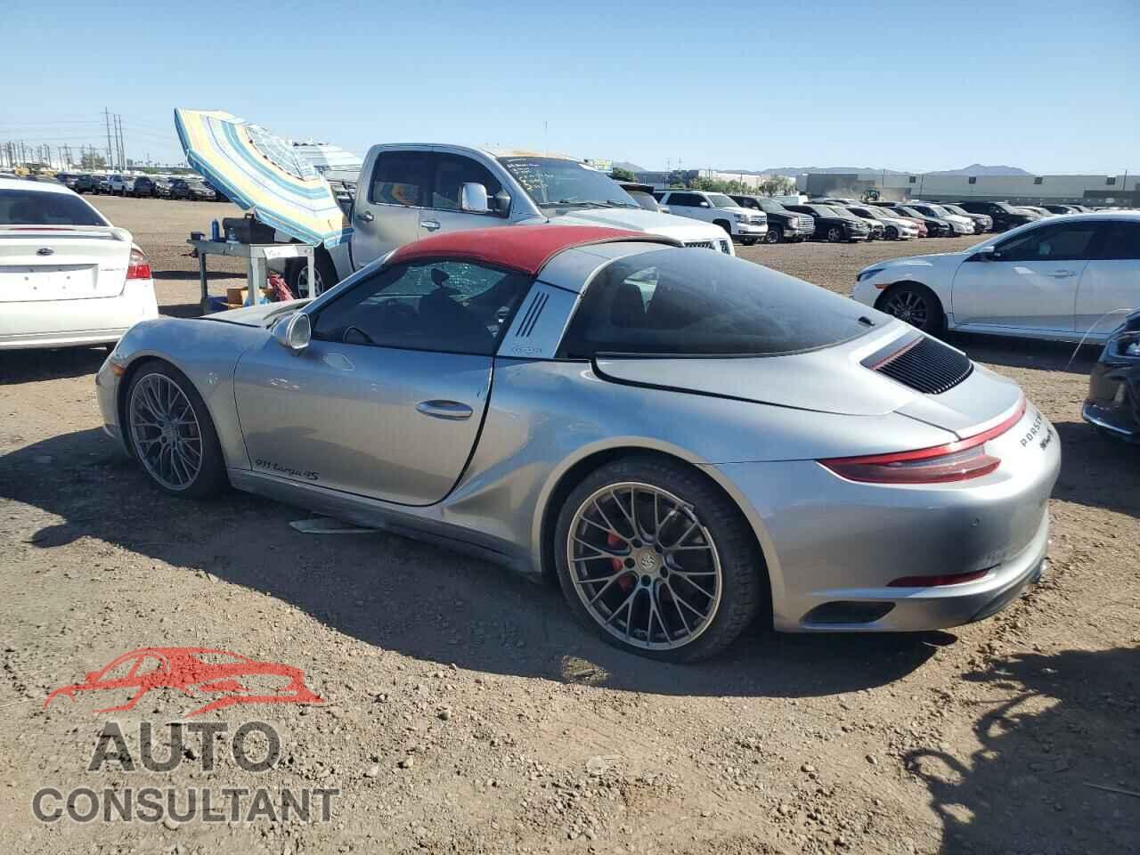 PORSCHE 911 2017 - WP0BB2A94HS136630