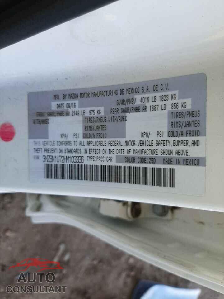 MAZDA 3 2017 - 3MZBN1U72HM103336