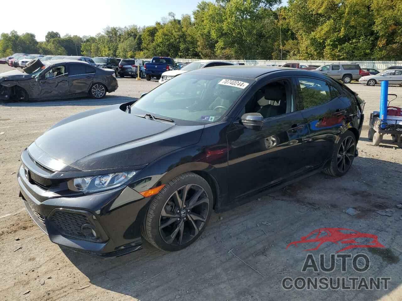 HONDA CIVIC 2018 - SHHFK7H42JU208757