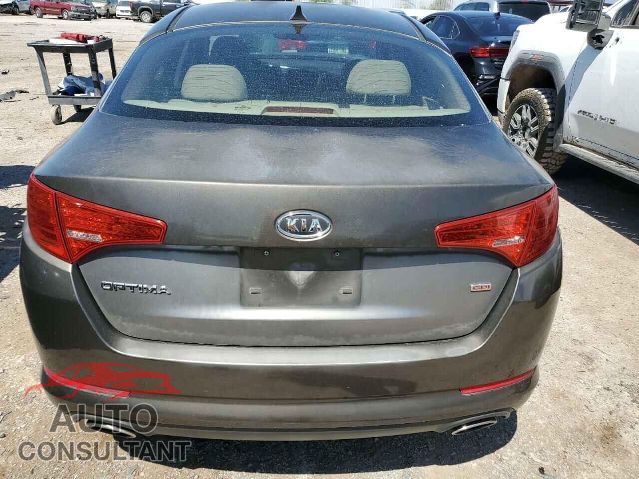 KIA OPTIMA 2011 - KNAGM4A70B5058229