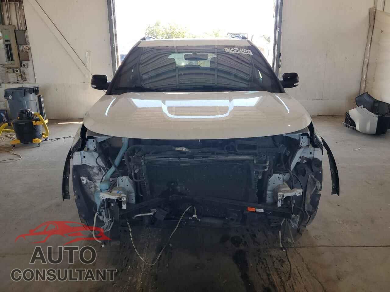 FORD EXPLORER 2015 - 1FM5K7D84FGC23100