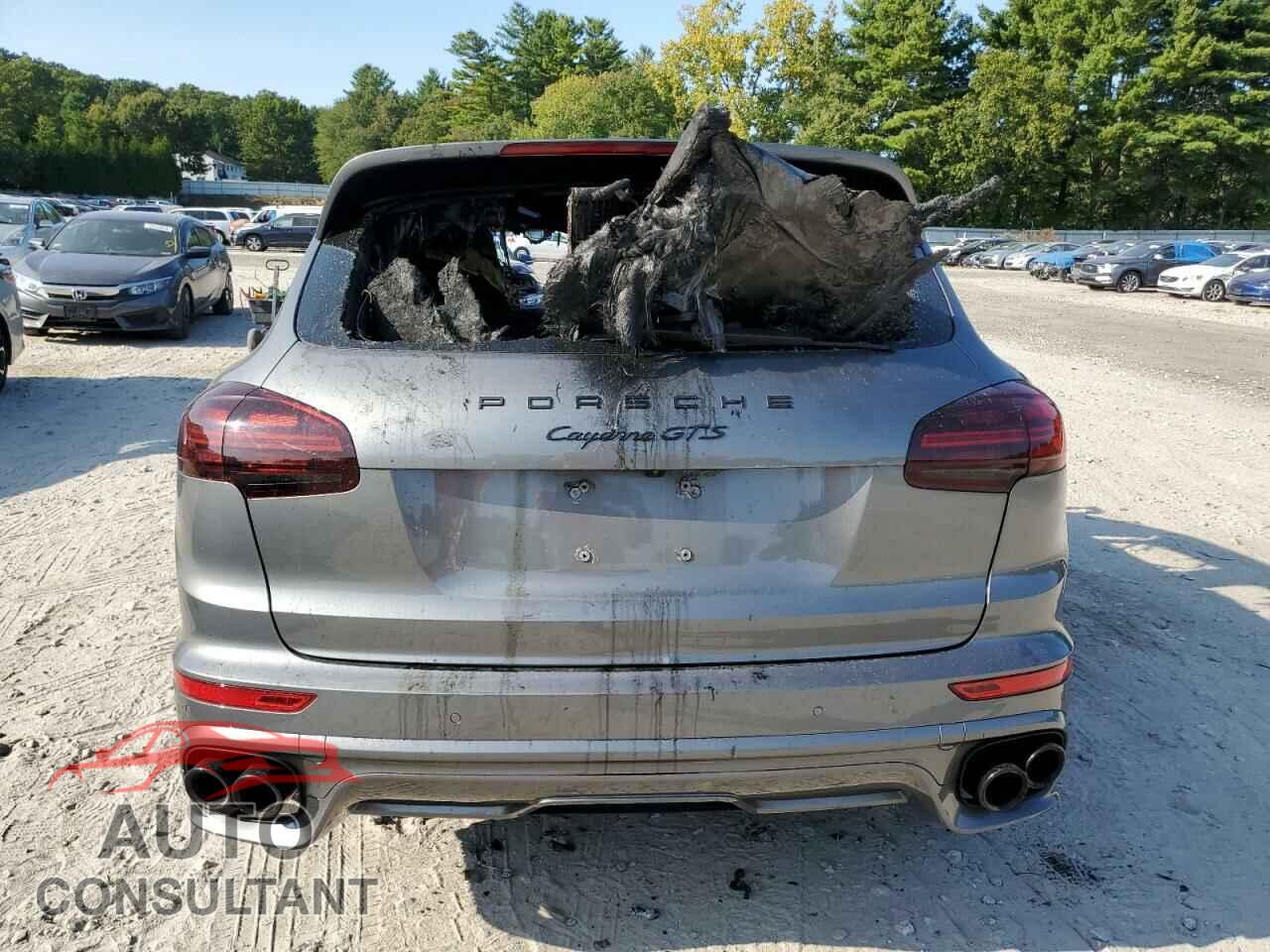 PORSCHE CAYENNE 2016 - WP1AD2A24GLA75182