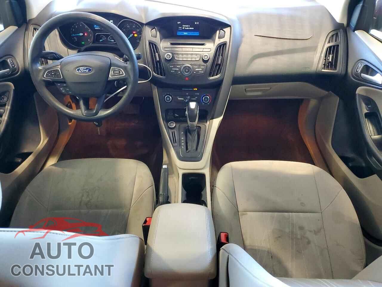 FORD FOCUS 2015 - 1FADP3F2XFL252911