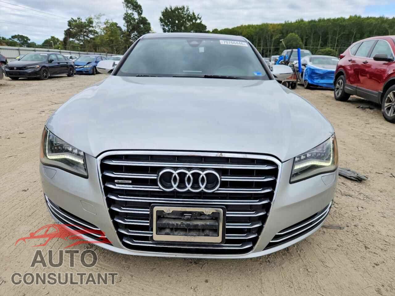 AUDI A8 2012 - WAURVAFD9CN006120