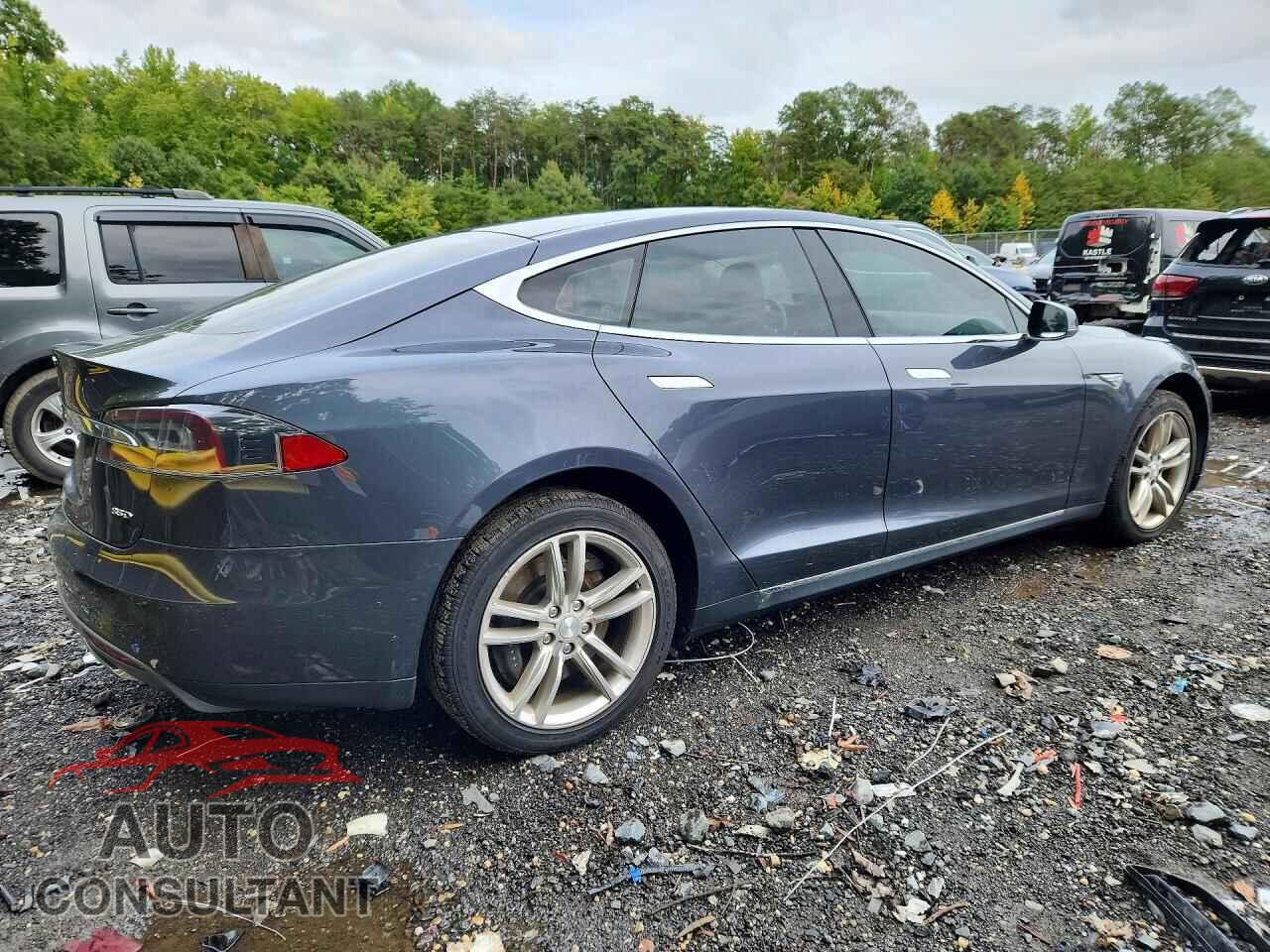 TESLA MODEL S 2015 - 5YJSA1H25FFP78998