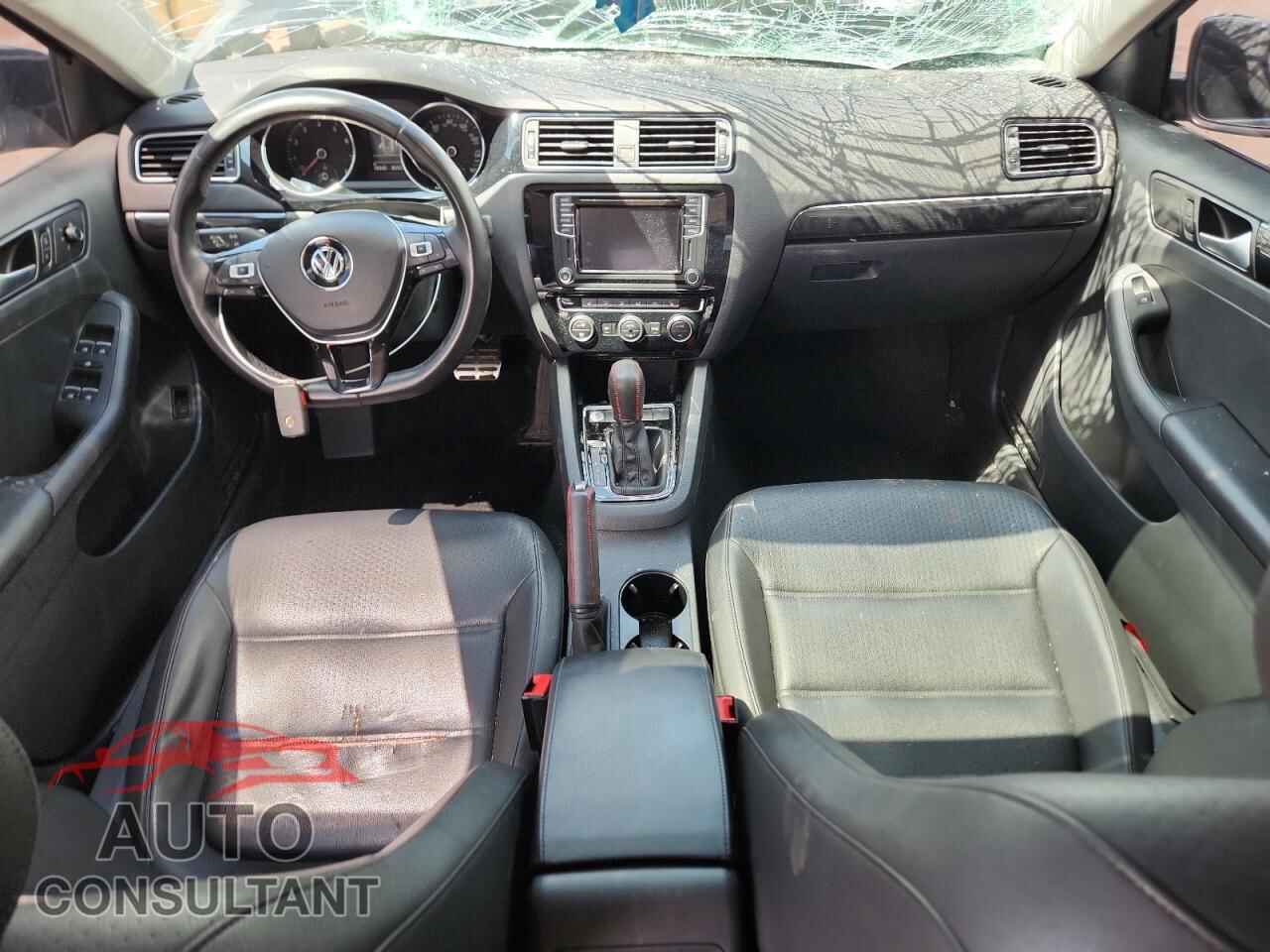 VOLKSWAGEN JETTA 2017 - 3VWL17AJ1HM242182