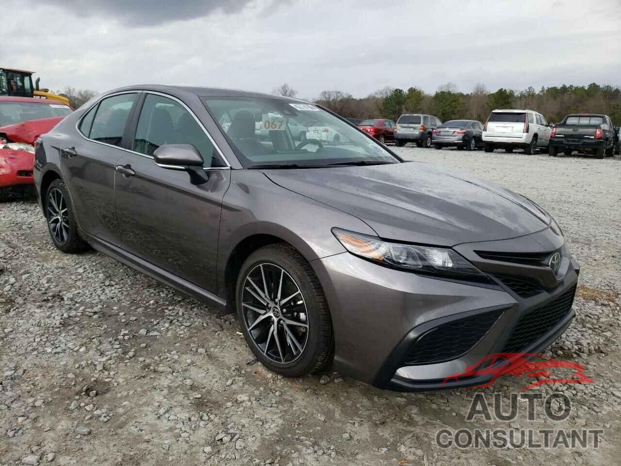 TOYOTA CAMRY 2022 - 4T1G11AK6NU624849