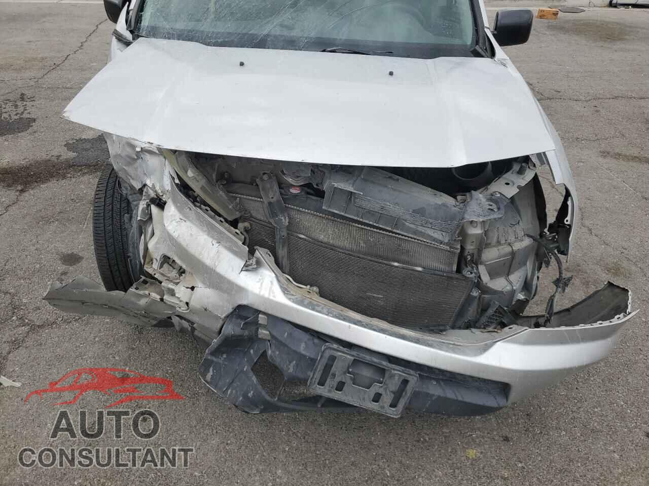 HONDA PILOT 2010 - 5FNYF4H27AB019615