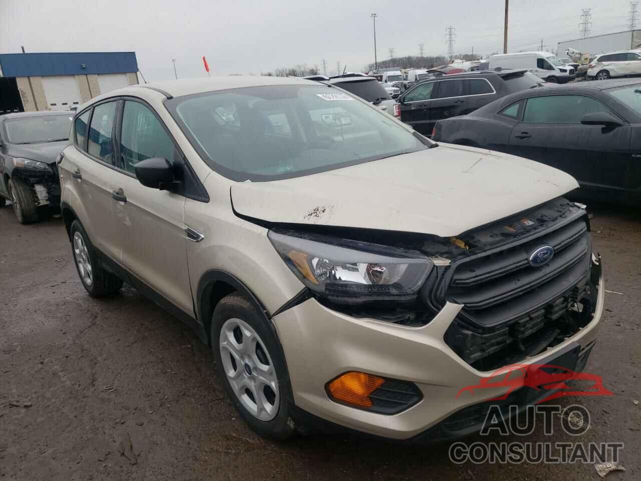 FORD ESCAPE 2018 - 1FMCU0F75JUD17476