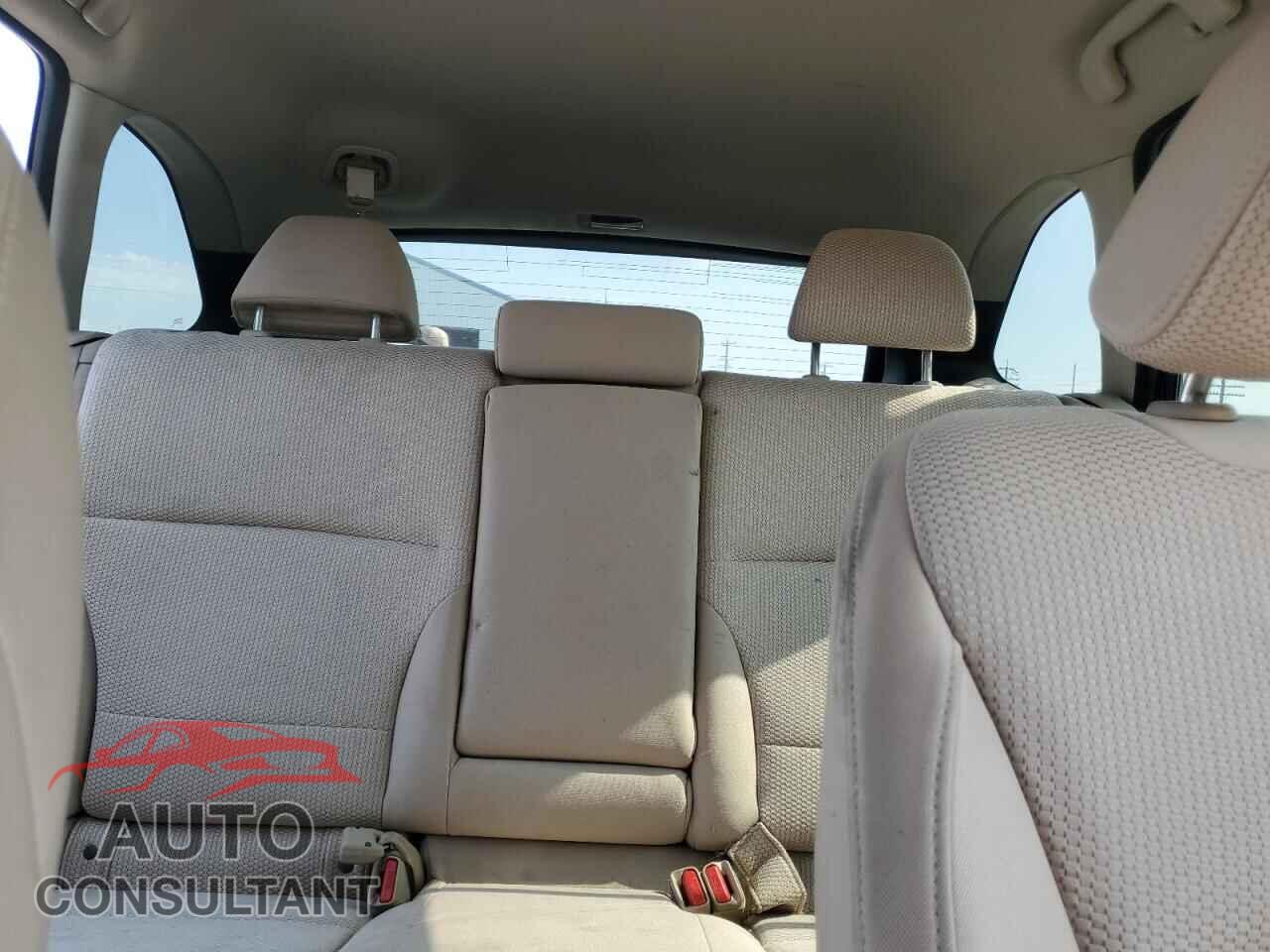 SUBARU OUTBACK 2015 - 4S4BSACC2F3270784