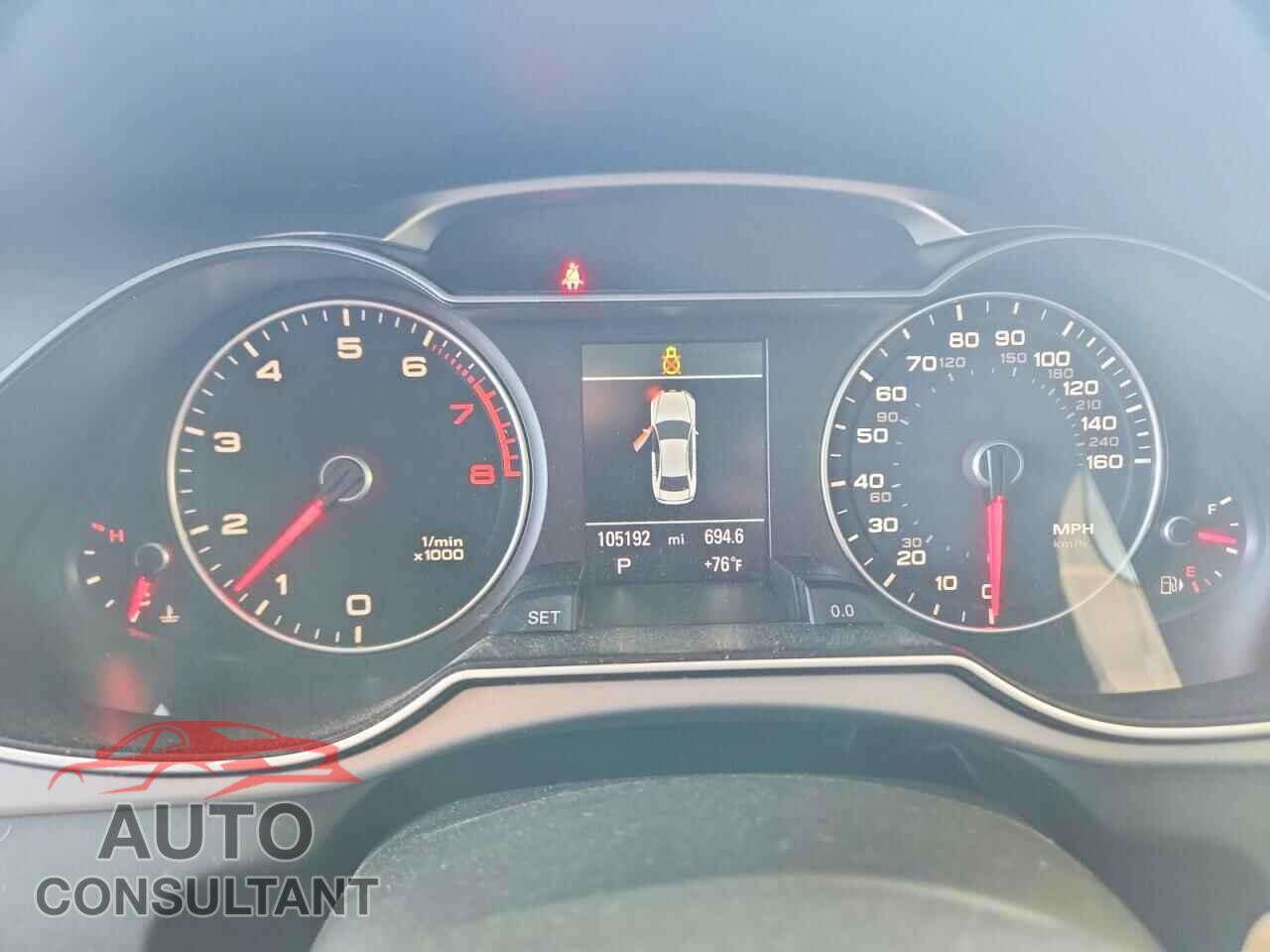AUDI A4 2013 - WAUEFAFL3DN010586
