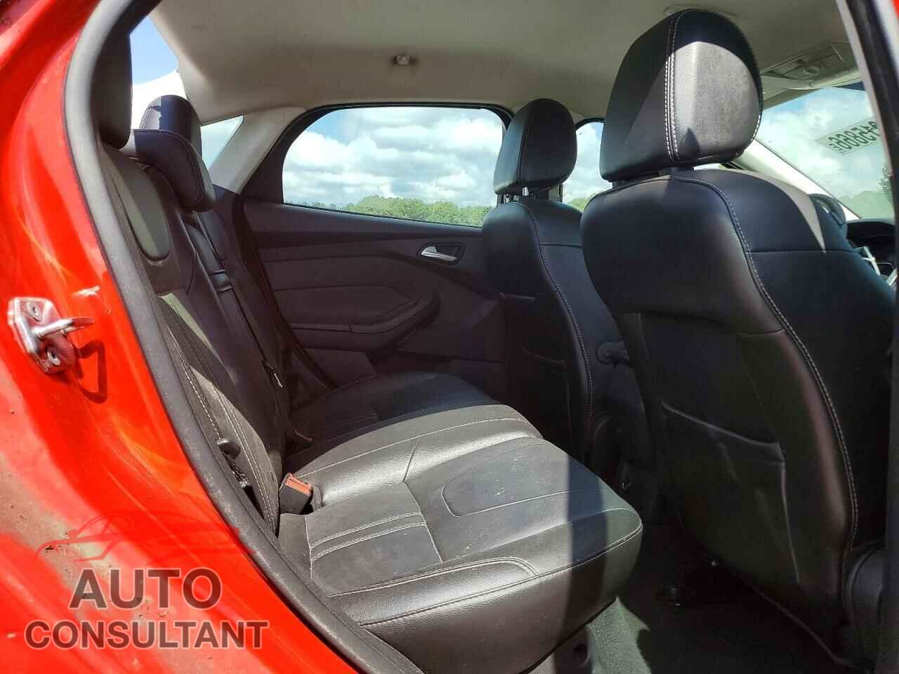 FORD FOCUS 2013 - 1FADP3F28DL211755