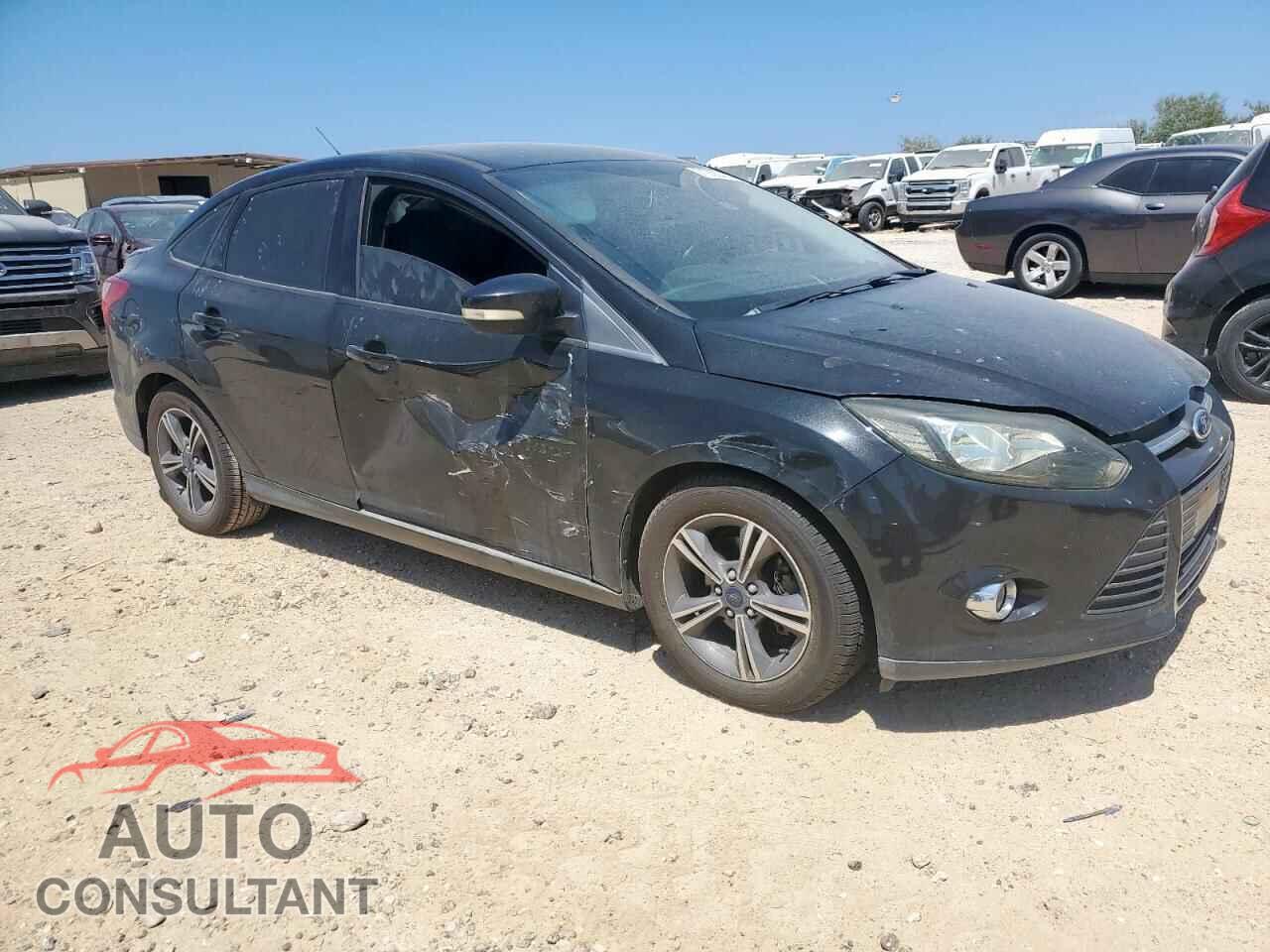 FORD FOCUS 2014 - 1FADP3F27EL440137