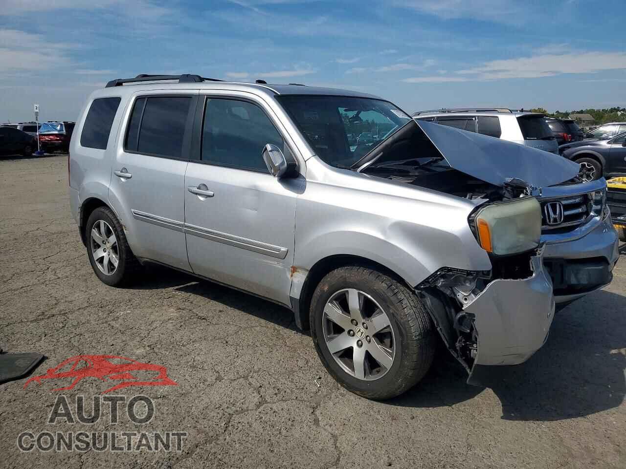 HONDA PILOT 2015 - 5FNYF4H91FB004161