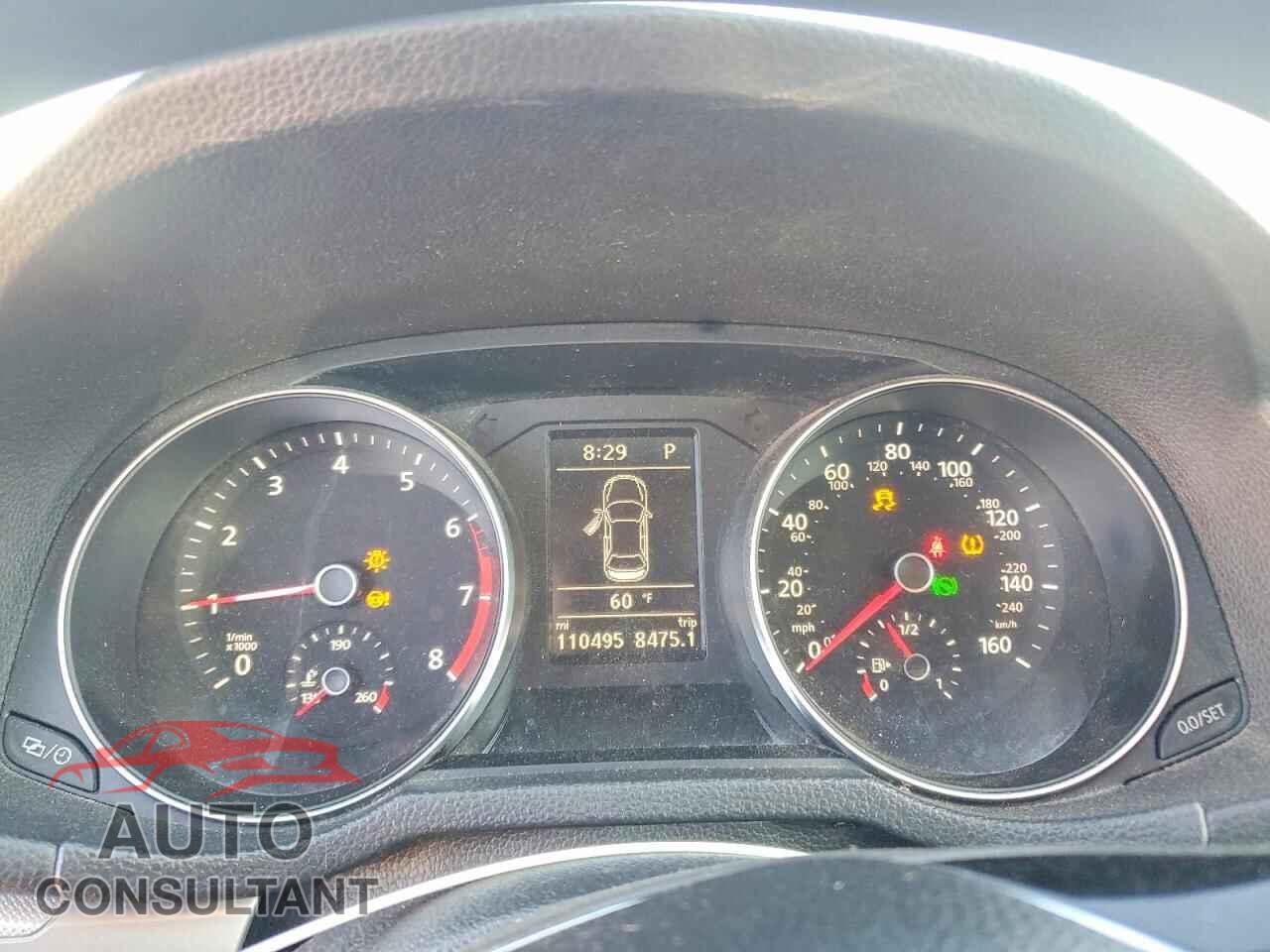 VOLKSWAGEN PASSAT 2017 - 1VWAT7A38HC036362